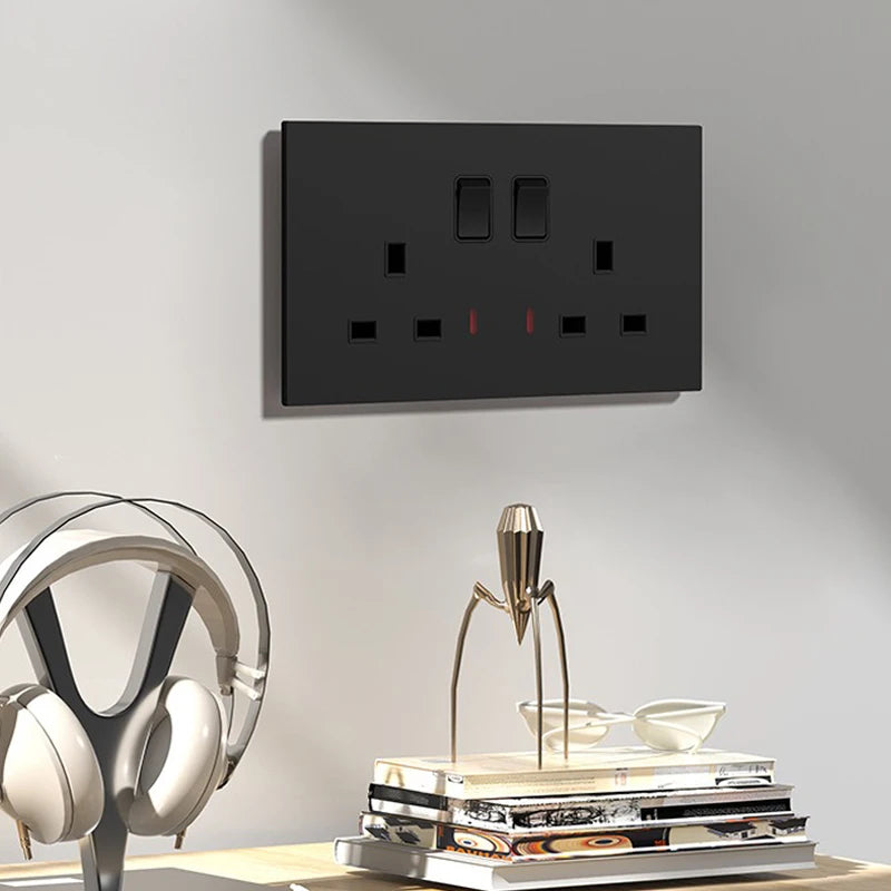 UK 13A with USB Type-c 20W Quick Charge Wall Power socket plug,Black Universal light switch PC Panel Dual USB Electrical outlet